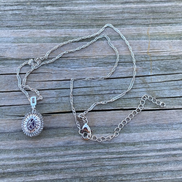 Gold Coast Amethyst necklace Platinum Plated CZ - Picture 8 of 9